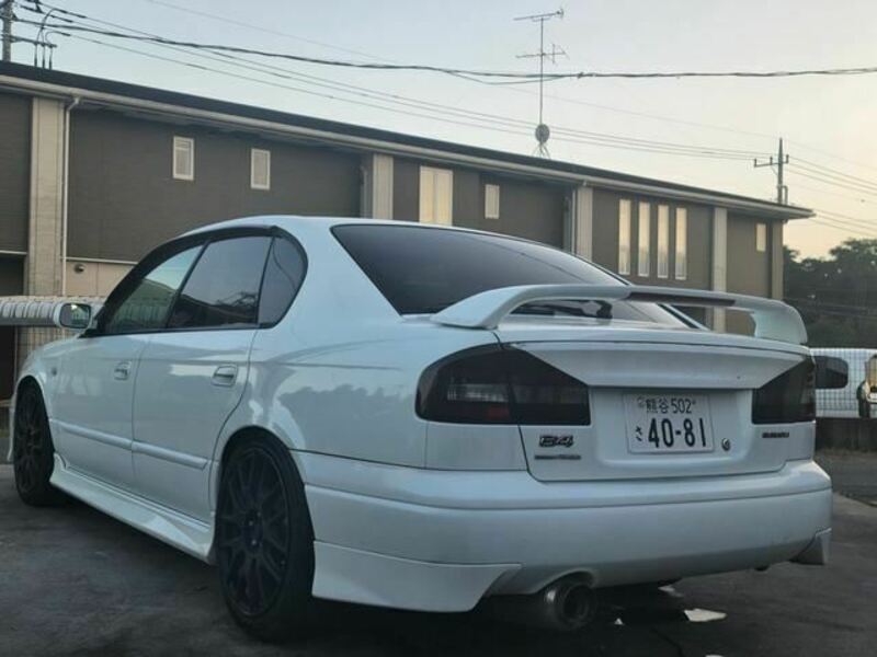 LEGACY B4