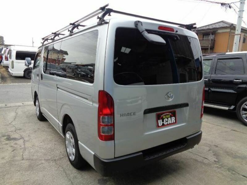 HIACE VAN