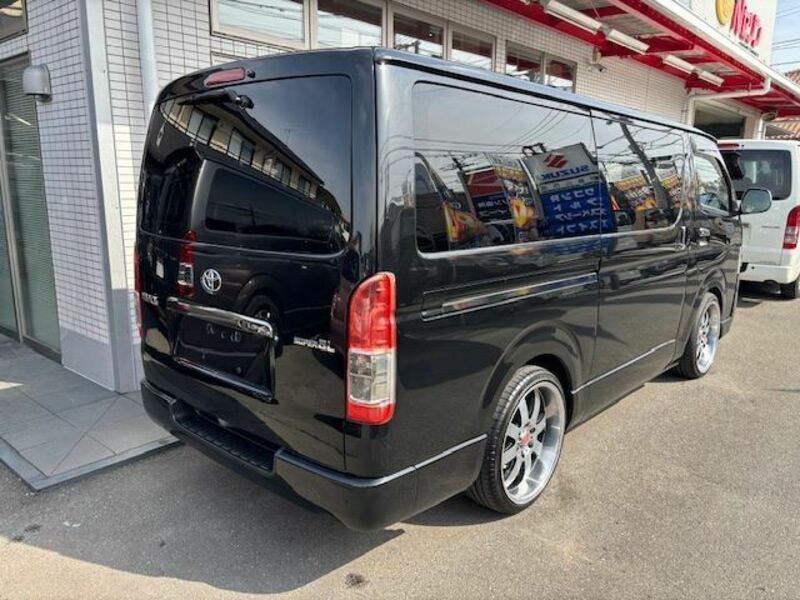 HIACE VAN