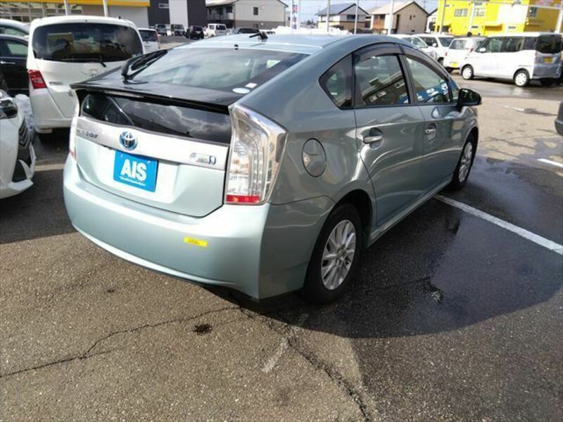 PRIUS PHV