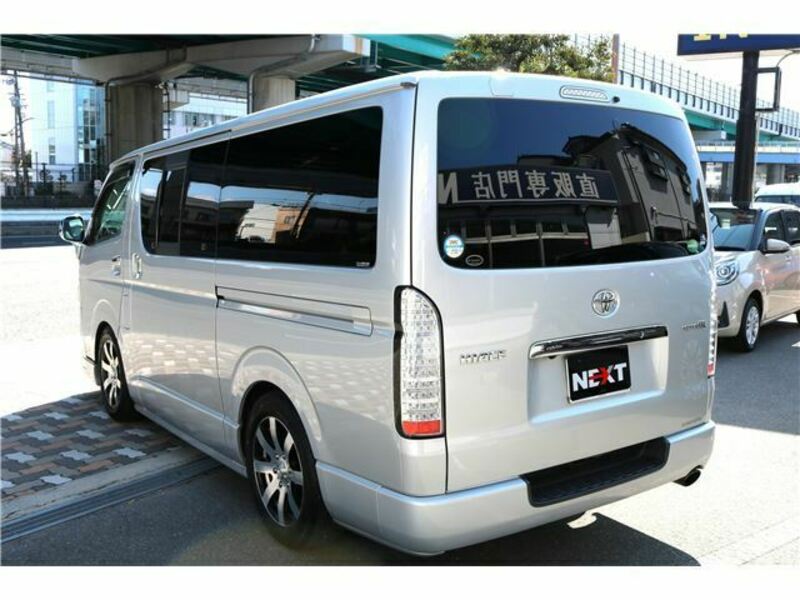 HIACE