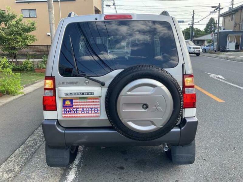 PAJERO MINI