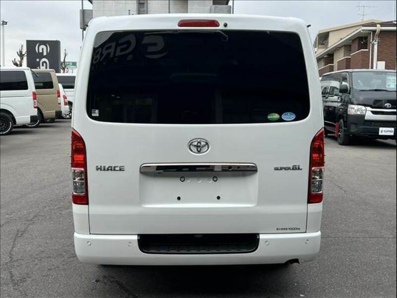 HIACE VAN