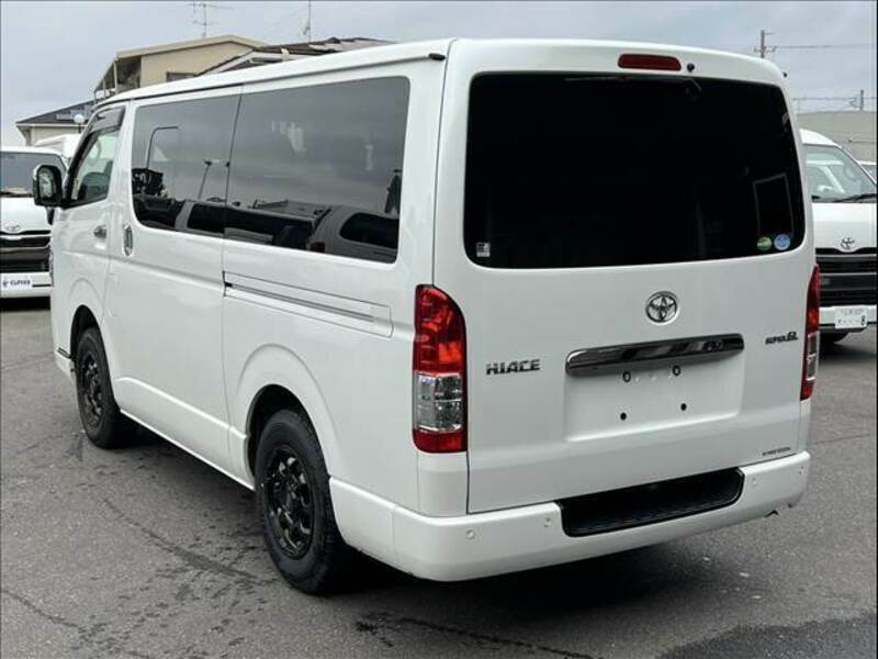 HIACE VAN