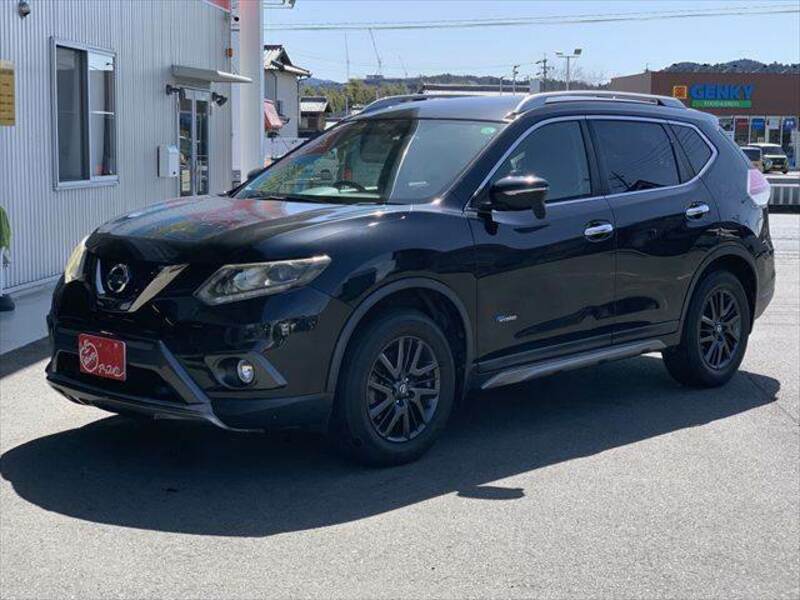 X-TRAIL