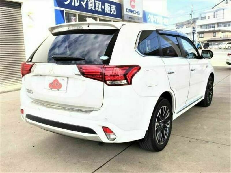 OUTLANDER PHEV