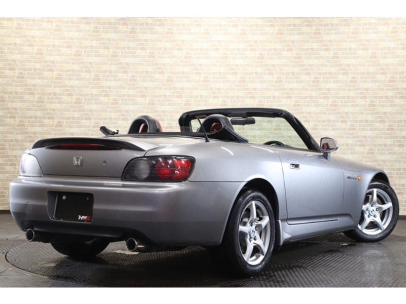 S2000