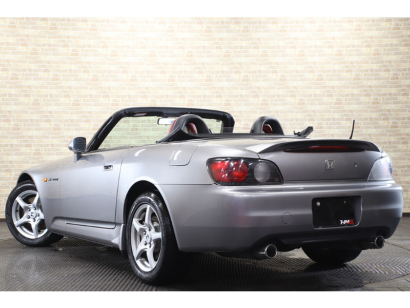 S2000