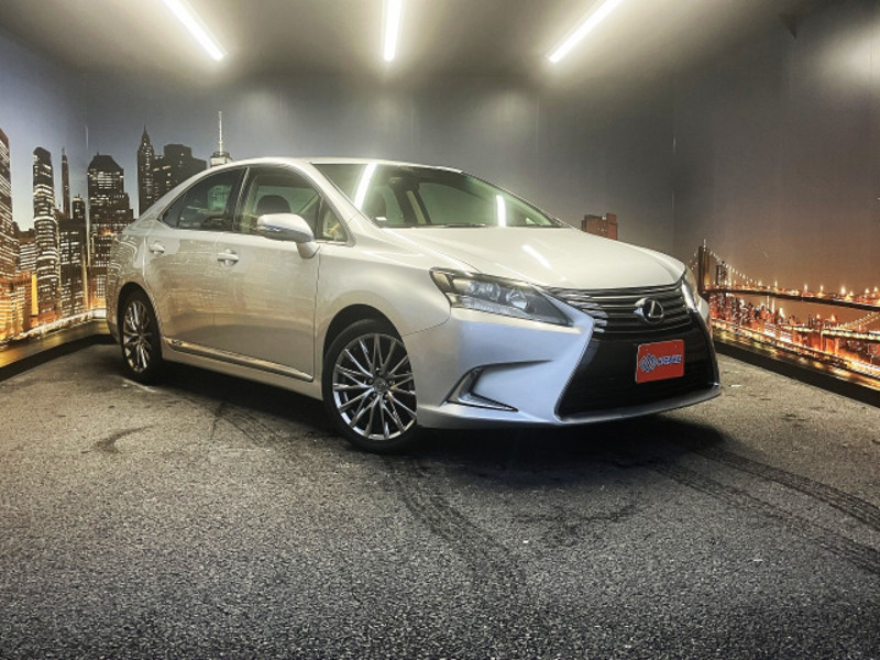 LEXUS HS