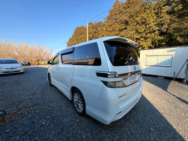 VELLFIRE