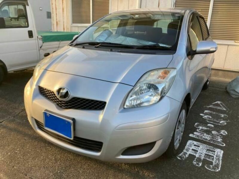 TOYOTA VITZ