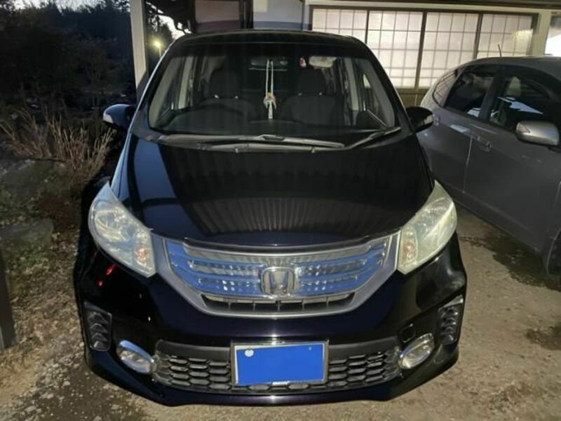 HONDA FREED HYBRID