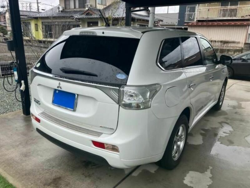 OUTLANDER PHEV