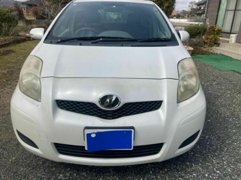 TOYOTA VITZ