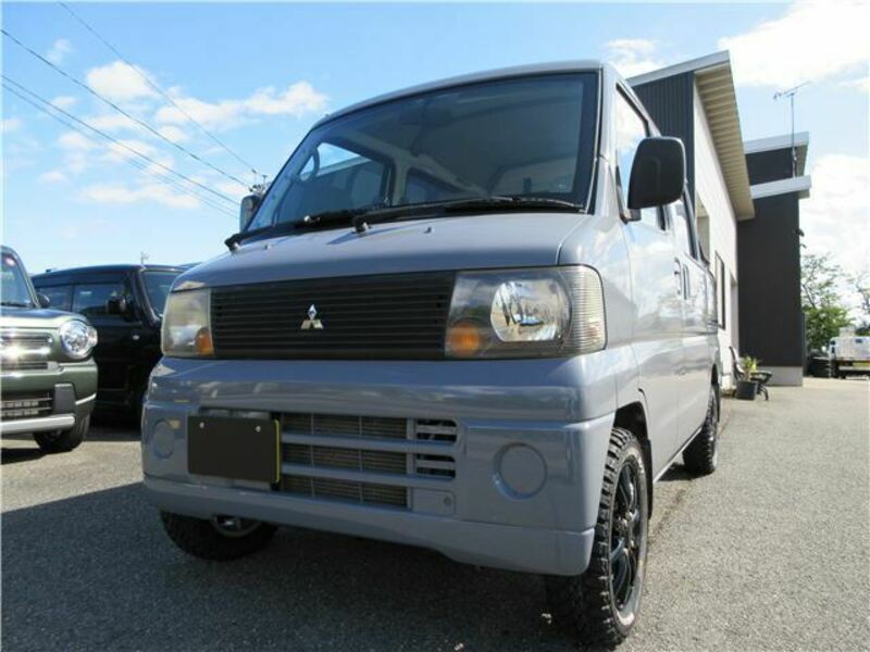 MITSUBISHI MINICAB VAN