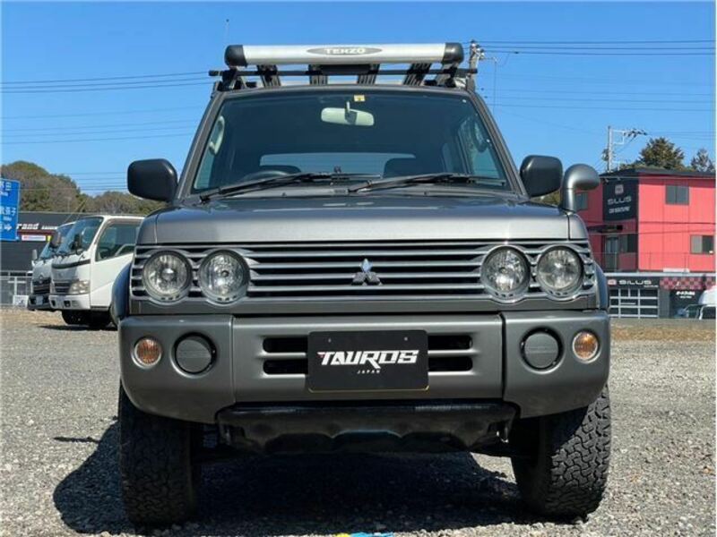 PAJERO MINI