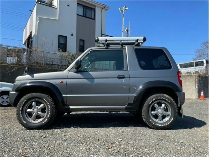 PAJERO MINI