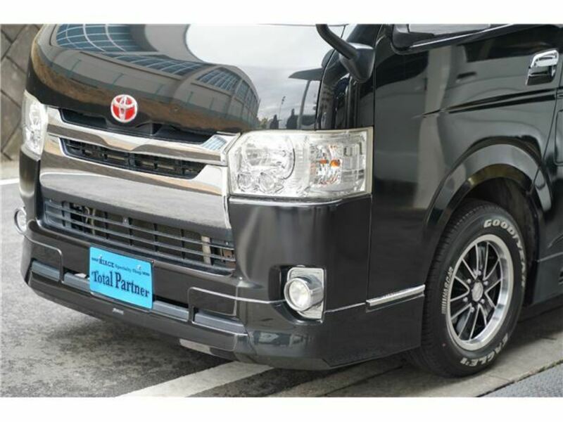 HIACE VAN