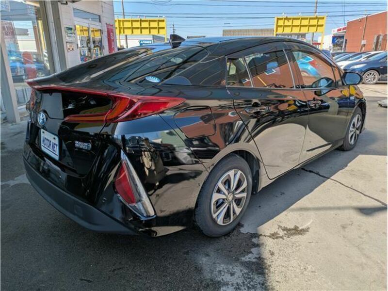 PRIUS PHV