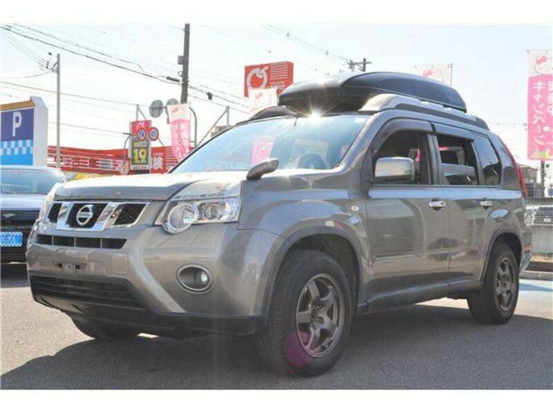 X-TRAIL