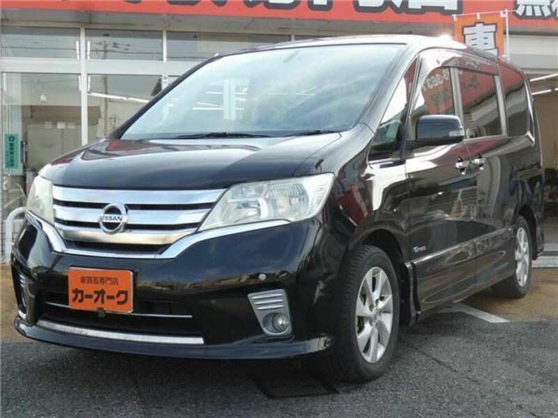 NISSAN SERENA