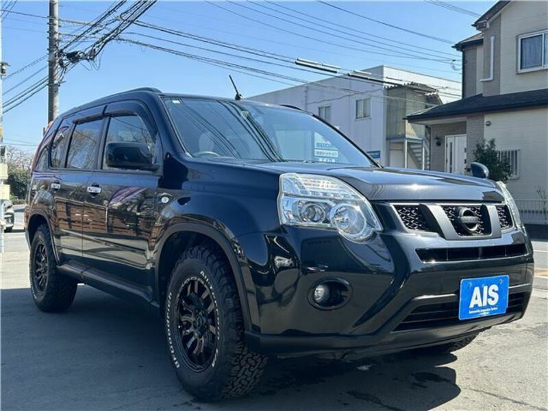 X-TRAIL