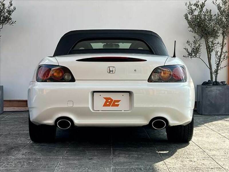 S2000