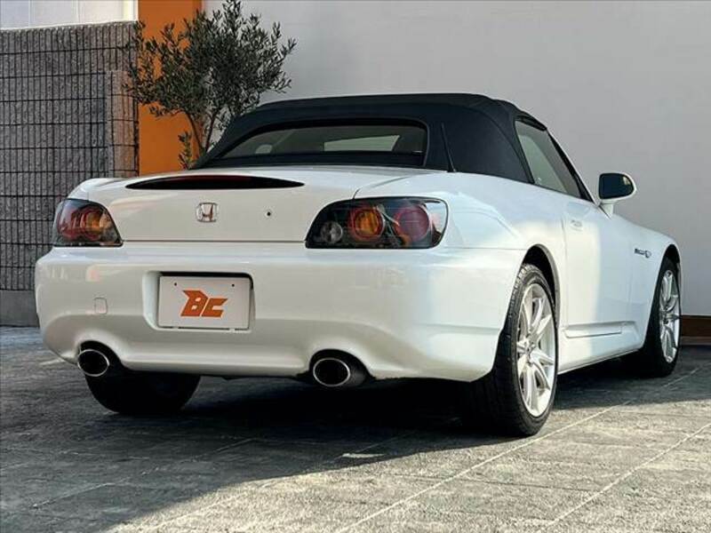 S2000