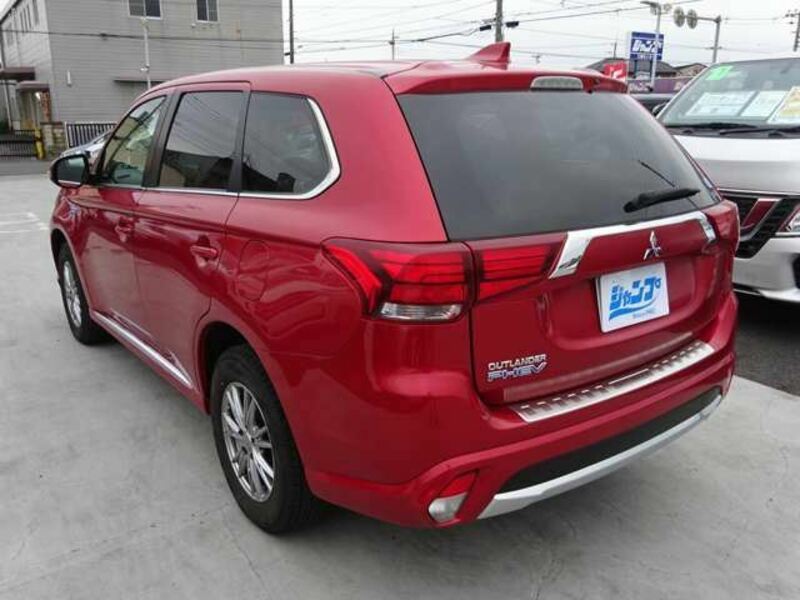 OUTLANDER PHEV