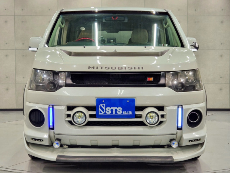 DELICA D5