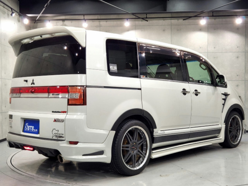 DELICA D5