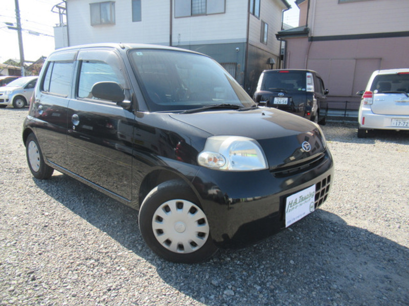 DAIHATSU ESSE