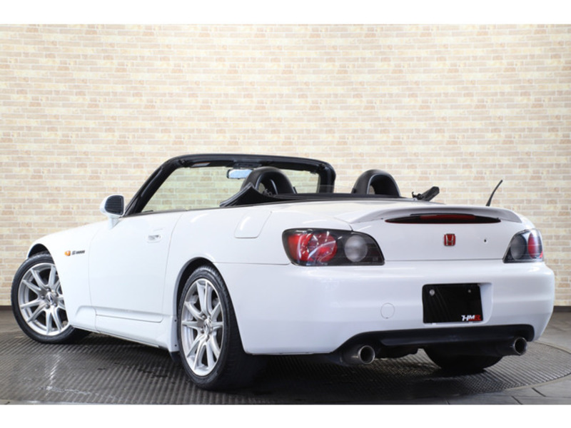 S2000