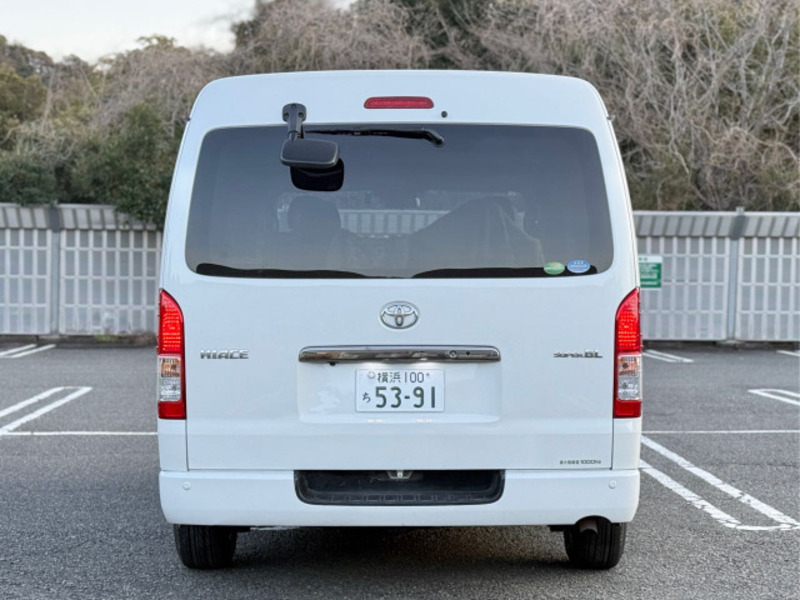 HIACE VAN