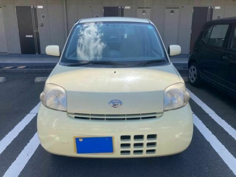 DAIHATSU ESSE