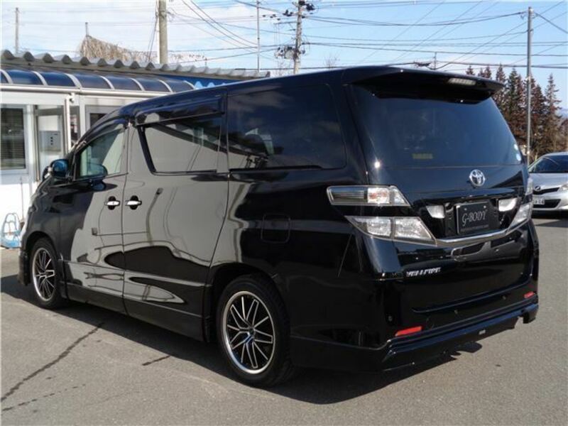 VELLFIRE