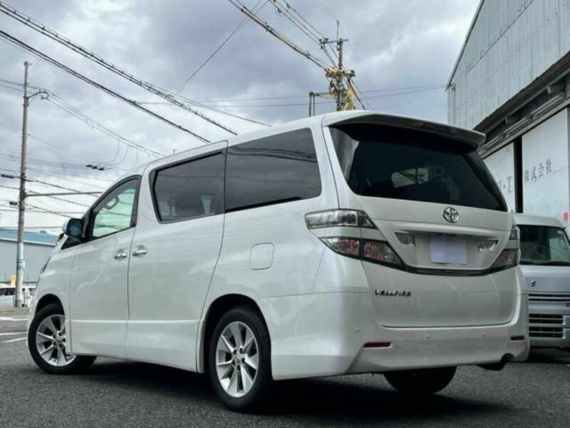 VELLFIRE