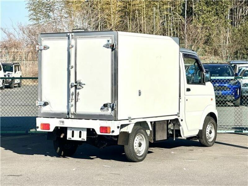 CARRY TRUCK