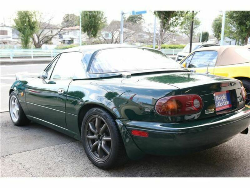 EUNOS ROADSTER