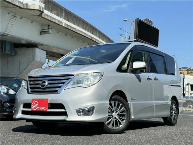 NISSAN SERENA