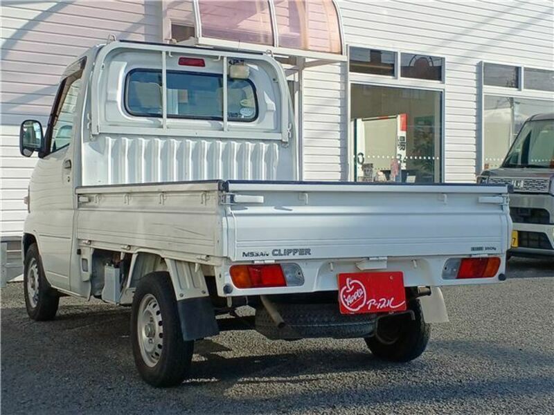 CLIPPER TRUCK