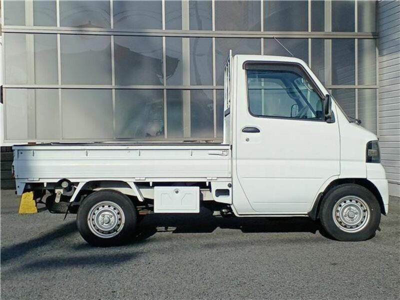 CLIPPER TRUCK