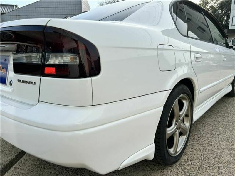 LEGACY B4