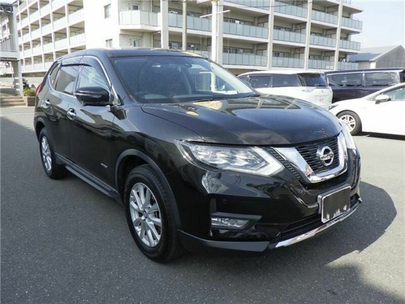 X-TRAIL