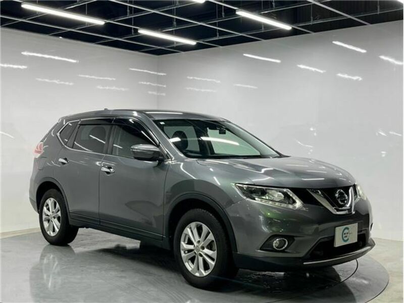 X-TRAIL