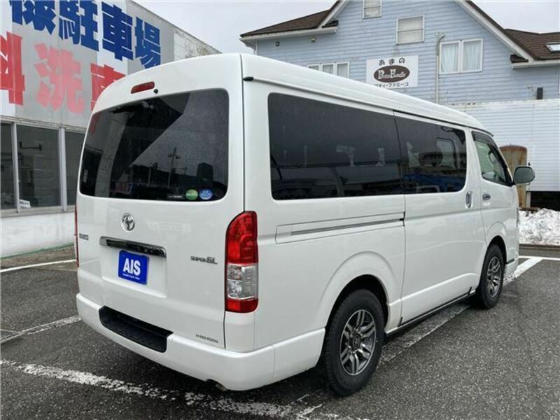 HIACE