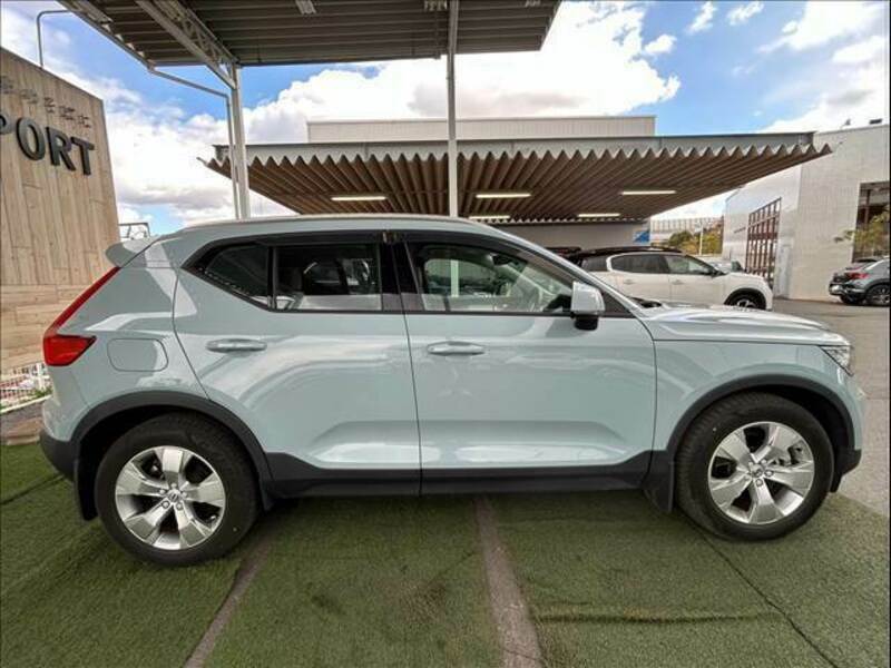 XC40