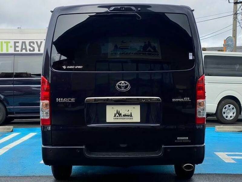 HIACE VAN