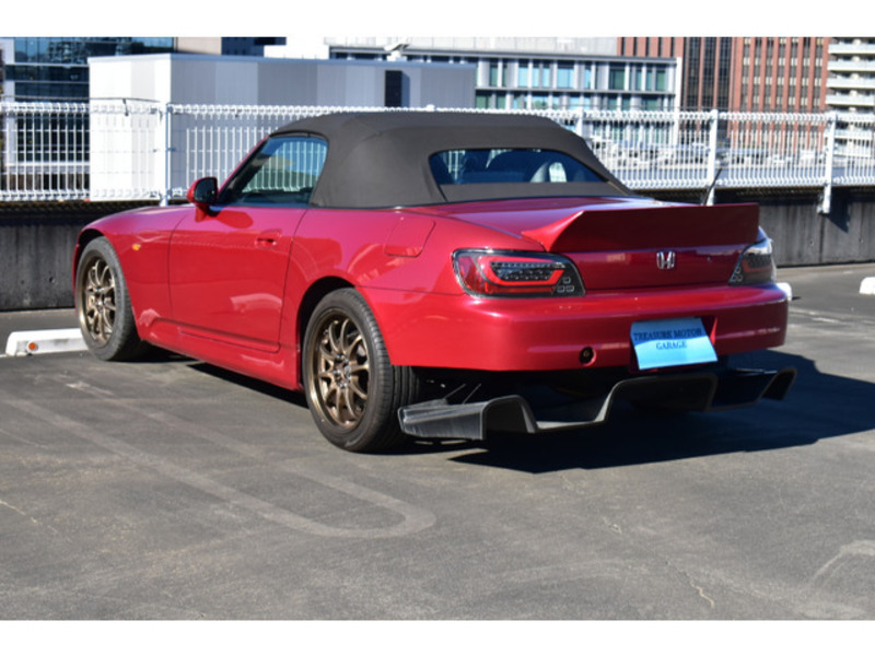 S2000