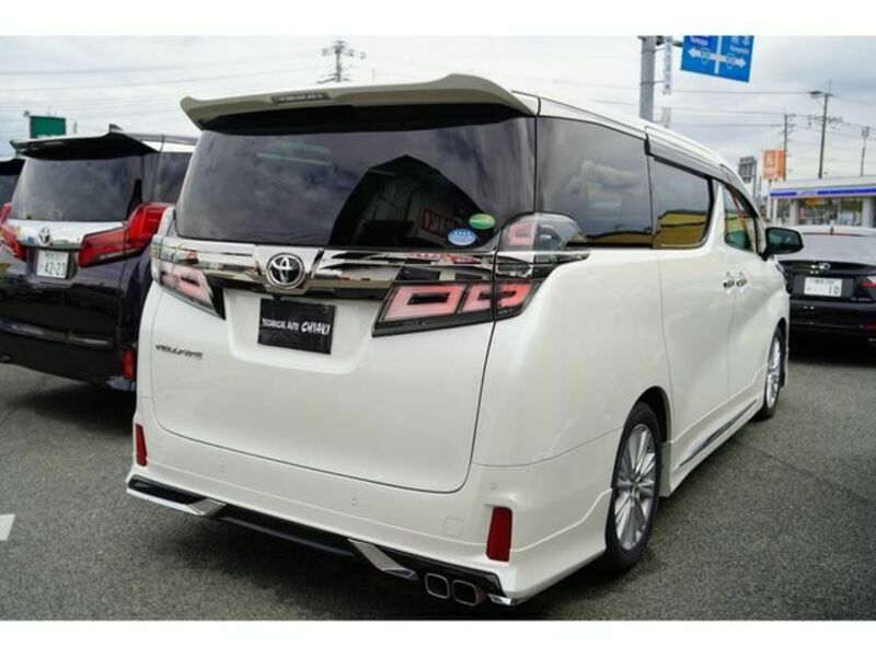 VELLFIRE